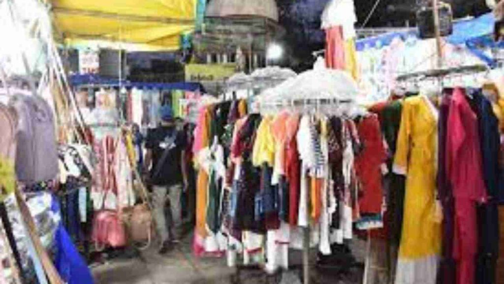 Hyderabad's Ramzan Shopping Extravaganza : A Continuation of Numaish's Legacy