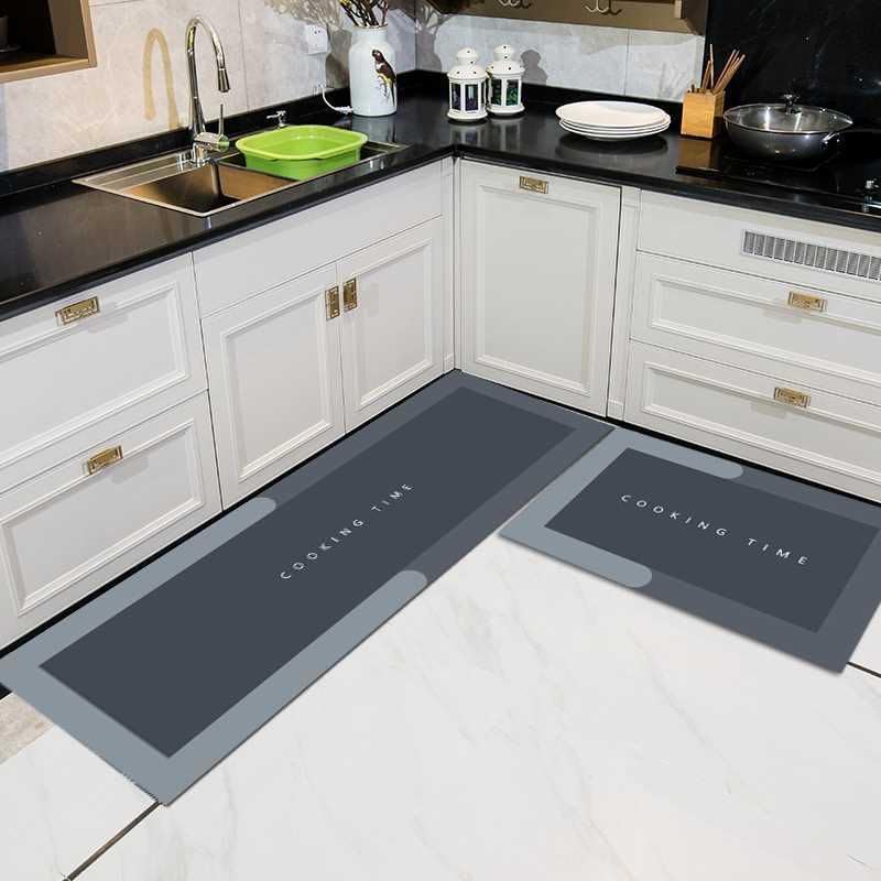 Upgrade your kitchen experience with the Rewup 2-Pcs Kitchen Mats. Designed for durability, comfort, and easy cleaning, these mats feature a non-slip rubber base and quick-dry technology. Perfect for standing desks or kitchen floors!