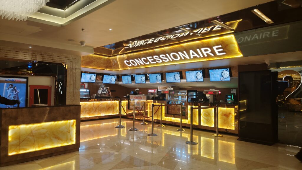 Experience Sky Mall like never before! From spicy chaat at Maheshwari stalls to watching Sunny Deol’s explosive JAAT at Platinum Cinemas—this Hyderabad adventure has it all!