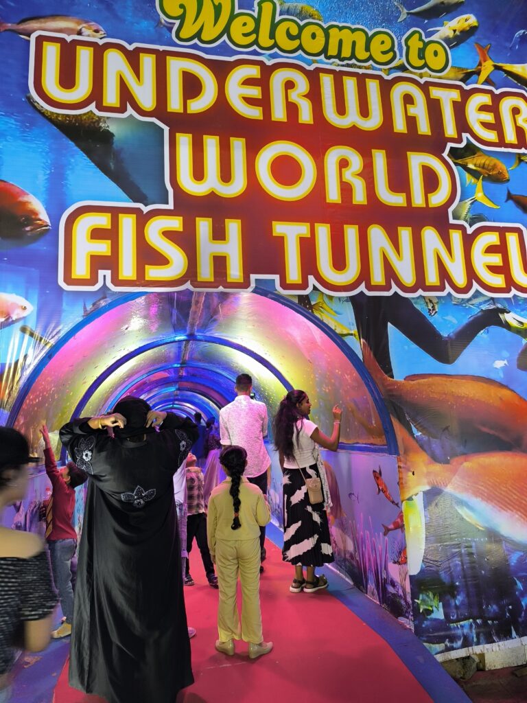 Don’t miss Hyderabad’s craziest and most exciting mela – the Summer Utsav Mela 2025 at Necklace Road! Featuring alien statues, Chandrayaan rockets, Maut Ka Kuan stunts, and a stunning underwater fish tunnel, this is the event of the year for families, kids, and thrill-seekers.