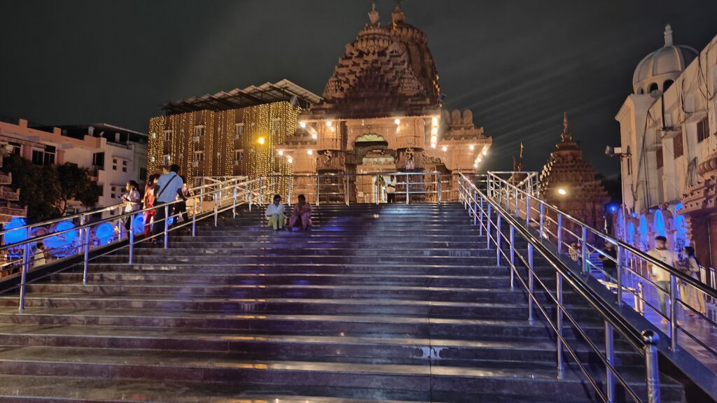 Discover the beauty and significance of Lord Jagannath Temple in Banjara Hills, Hyderabad — a stunning replica of the famous Puri temple. Know how to reach, what to expect, and why it’s a must-visit for spiritual seekers.
