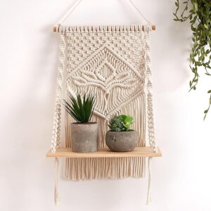 Transform boring walls into beautiful spaces with the top 5 wall décor items from Amazon. From boho art to modern wall clocks, discover budget-friendly ideas that instantly upgrade your home’s vibe.