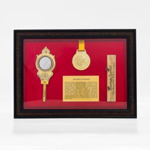 Discover the most stunning Aranmula (Val) Kannadi mirrors on Amazon just in time for Onam 2025—live in tradition, shine in festivities, and cherish heritage. Find the perfect mirror for your home or as a thoughtful gift.