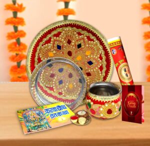 Looking for the perfect Karwa Chauth pooja thali set? Discover the top 5 beautiful sets available on Amazon (steel, decorative, artisan) along with a complete buying guide, pros & cons, and FAQs to help you choose the ideal thali for your Karva Chauth ritual.